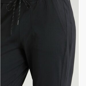 Zella Black Track Pants with Soft Fabric and Adjustable Waistband